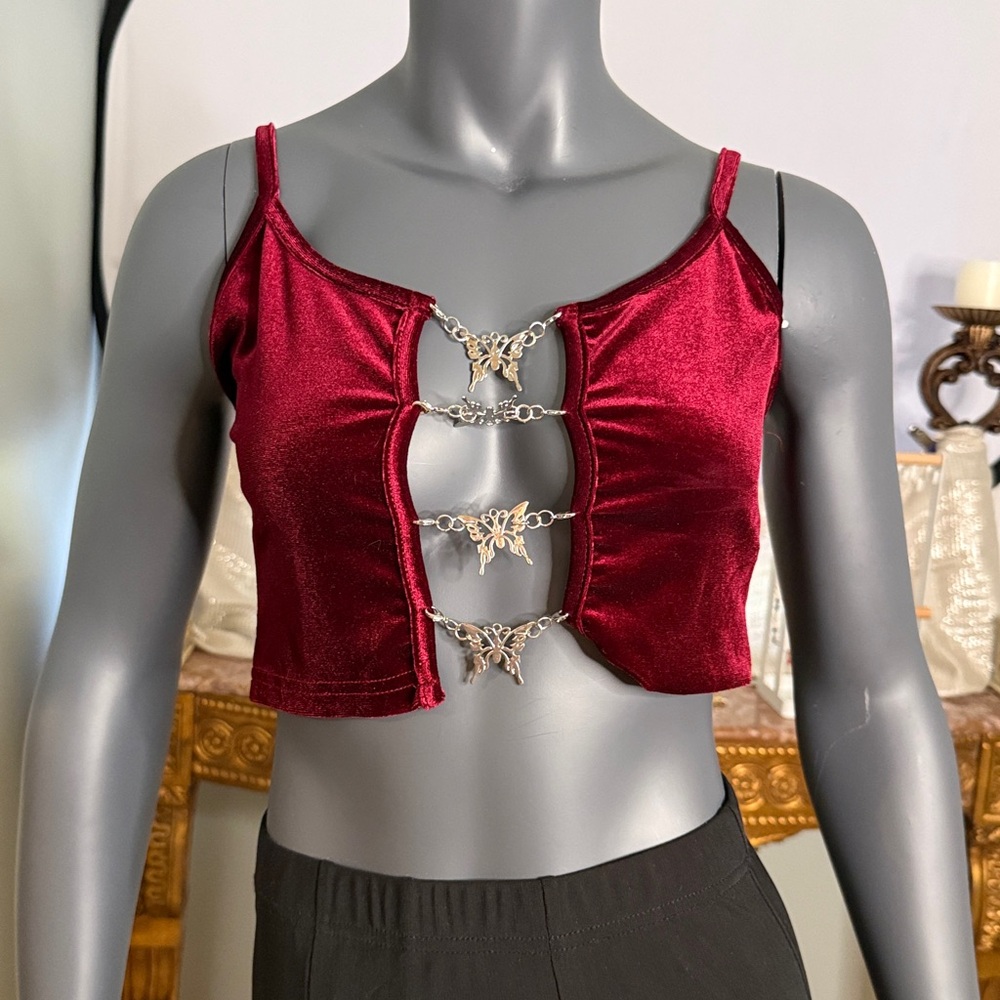 SHEIN Burgundy Velvet Crop Top